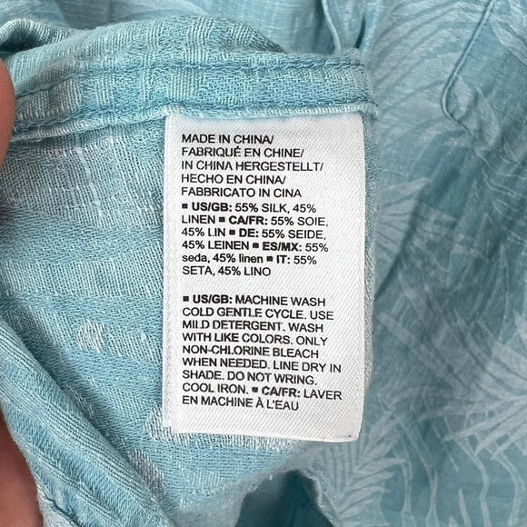 28 Palms • Blue Palm Silk Linen Button Down Short Sleeve Shirt - Picture 4 of 7